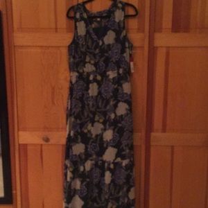 Sleeveless Maxi dress NWT XL